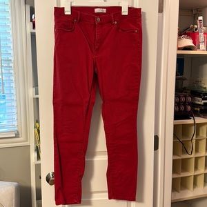 Like new red skinny jeans. Perfect for fall